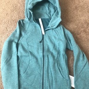 Lululemon scuba hoodie size 4 NWT